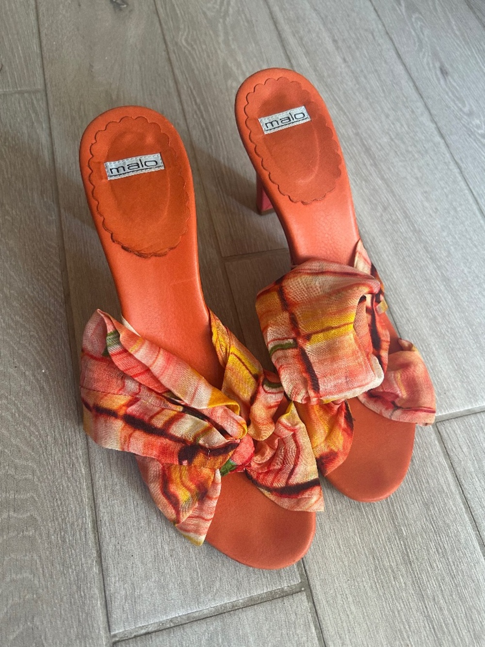 Vintage Silk Coral Heels